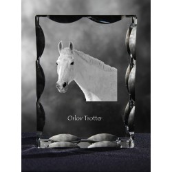 Kłusak orłowski - kryształowy sześcian z wizerunkiem konia, wyjątkowy prezent!