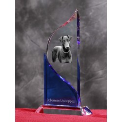 Doberman- Kryształowa statuetka z podobizną psa.