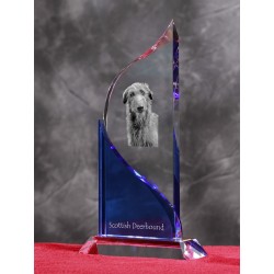 Deerhound. Estatuilla de cristal con la imagen del perro