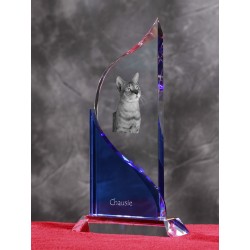 Chausie. Estatuilla de cristal con la imagen del gato