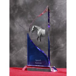 Spanish-Norman horse. Estatuilla de cristal con la imagen del caballo