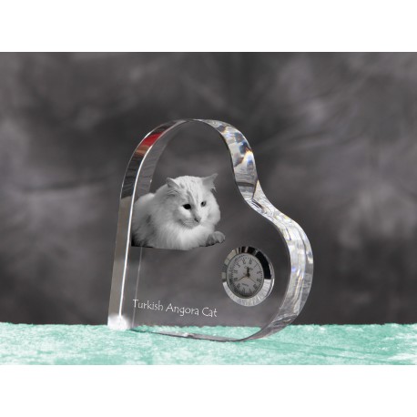 Persian Cat - crystal clock in the shape of a heart with the image of a purebred cat.