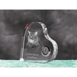 Kurilian Bobtail longhaired - orologio di cristallo a forma di cuore con l'immagine di un gatto di razza.