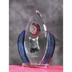 Chartreux, Horloge en cristal en forme de ailes avec une image d'un chat de race.