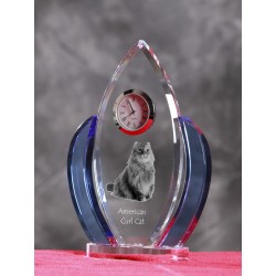 American Curl, Horloge en cristal en forme de ailes avec une image d'un chat de race.