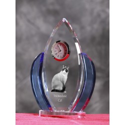 Snowshoe- crystal clock in the shape of the wings with the image of a purebred cat.